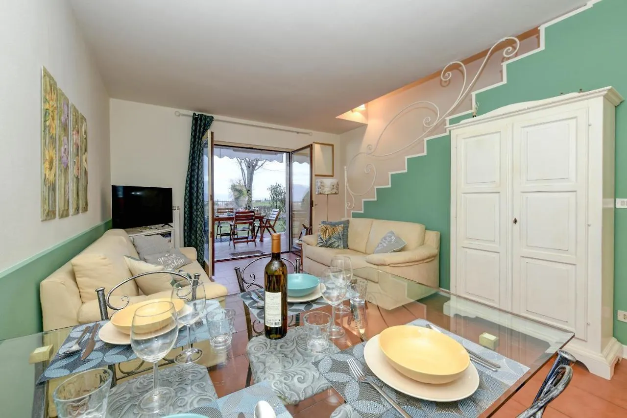 Casa Esmeralda Polpenazze del Garda Itália